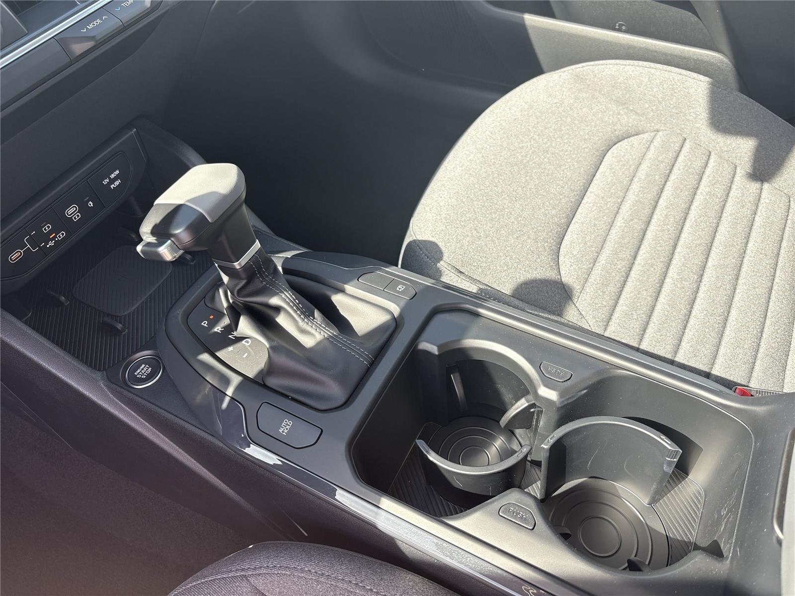 New 2025 Snow White Pearl Kia EX image 16