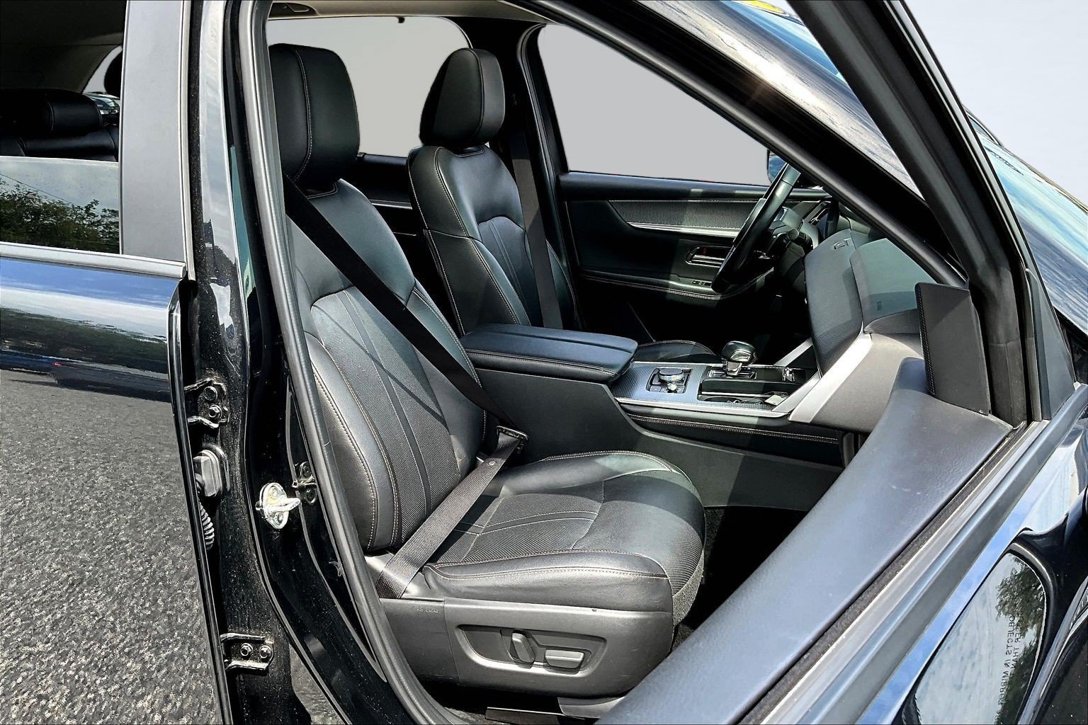 Used 2025 Black Mazda 3.3 Turbo Preferred image 28