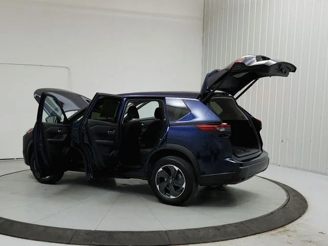 Used 2025 Blue Nissan SV image 13