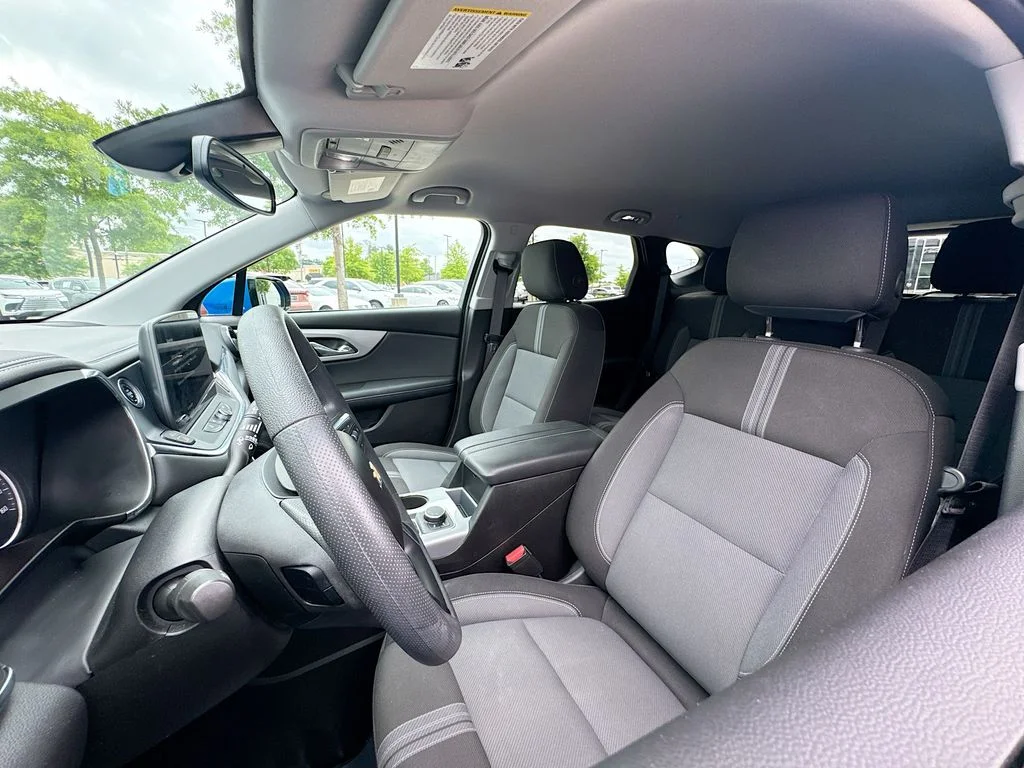 Used 2024 Blue Chevrolet LT image 10