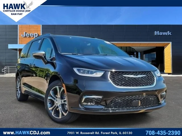 2026 Chrysler Pacifica Pinnacle AWD's photo