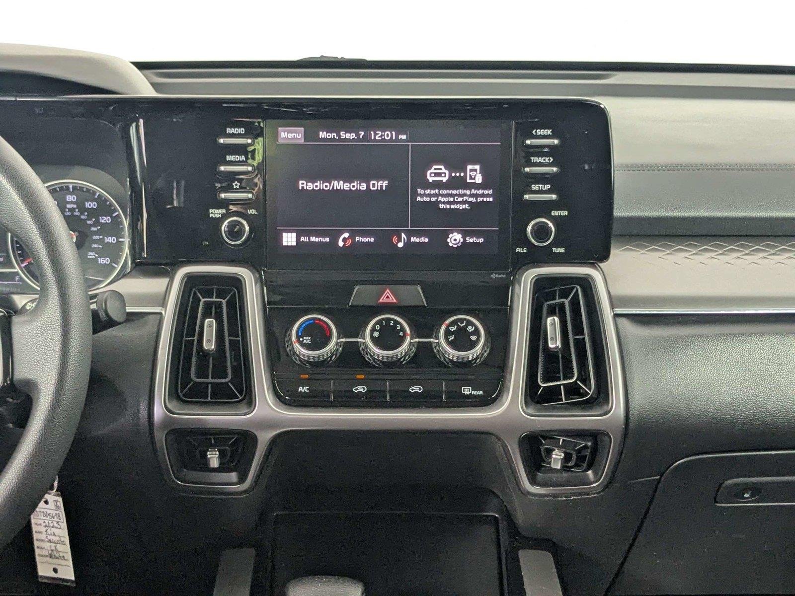 Used 2023 Glacial White Pearl Kia LX image 38