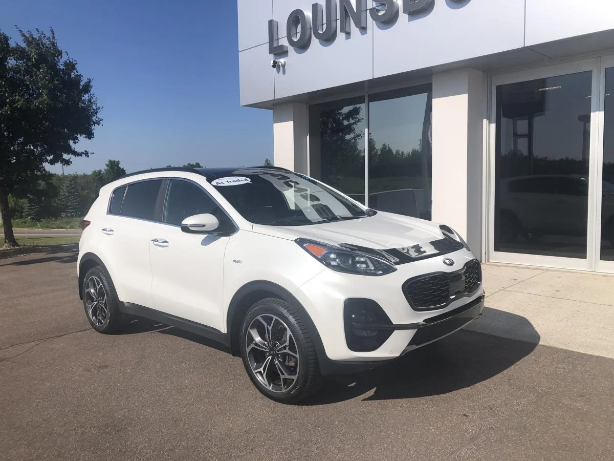 Used 2020 White Kia SX AWD image 3