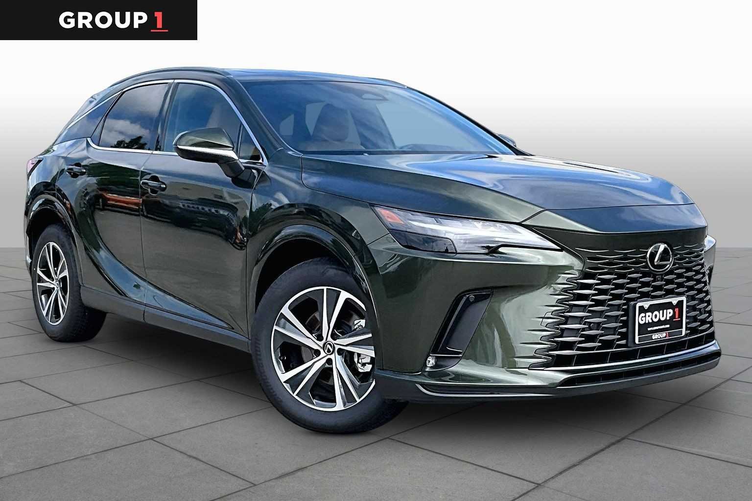 Used 2025 Nori Green Pearl Lexus Premium image 3