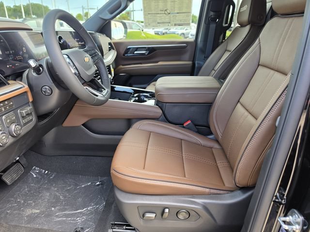 2026 Chevrolet Suburban High Country - Photo 18