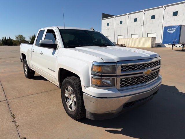 Used 2015 White Chevrolet LT image 4