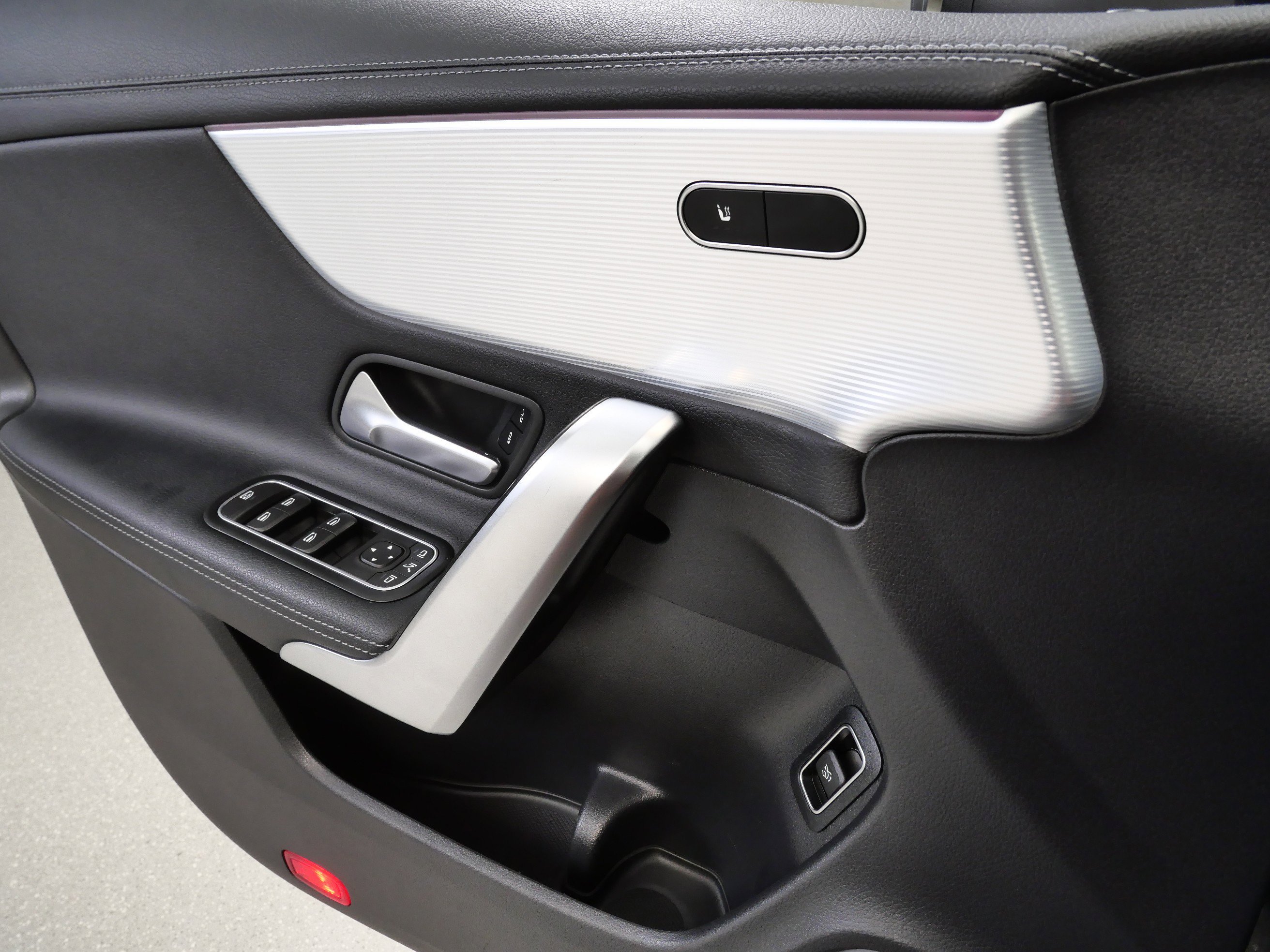 Certified Used 2022 Night Black Mercedes-Benz CLA 250 image 28