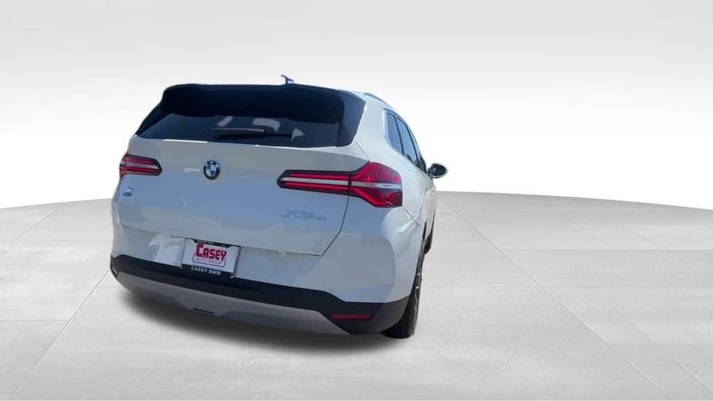 2026 BMW X3 30 - Photo 13