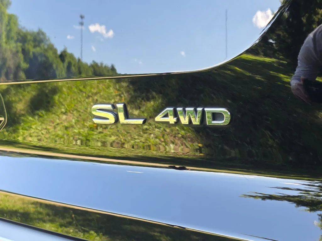 Used 2025 Super Black Nissan SL image 29