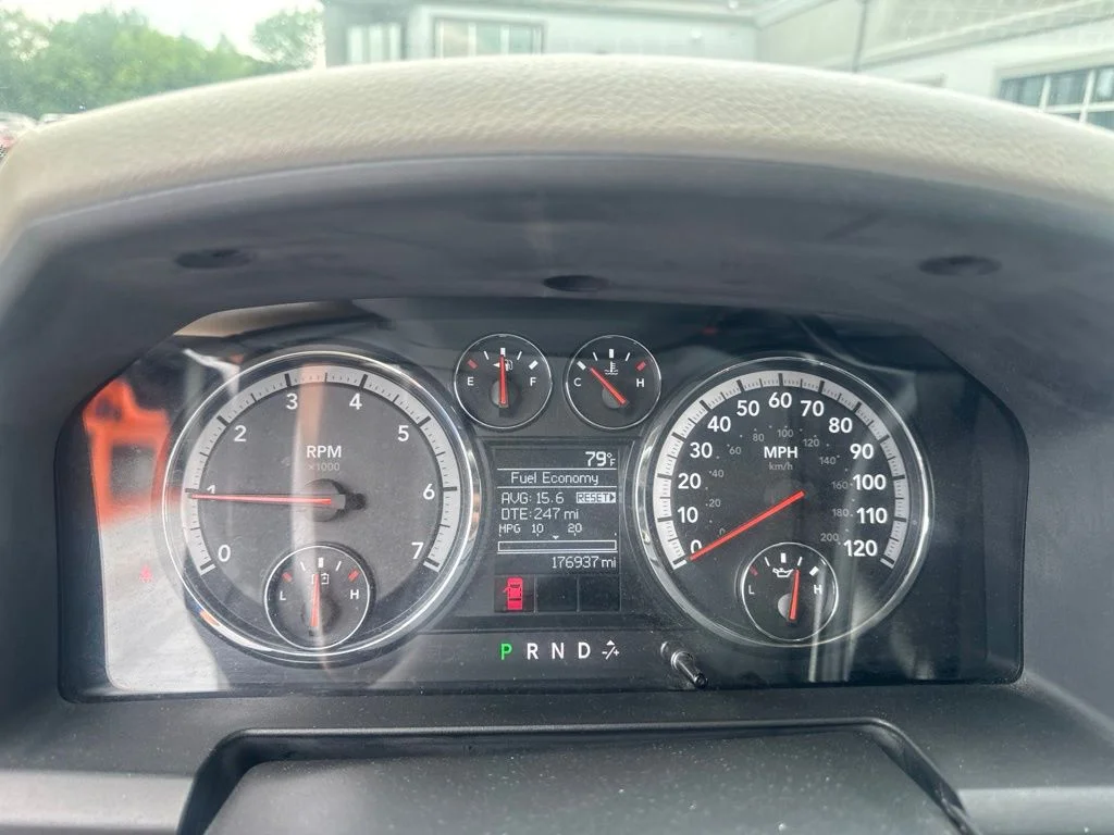 Used 2012 Gray Ram Express image 7