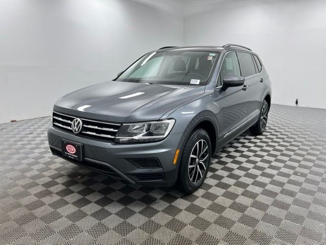 Used 2021 Gray Volkswagen 2.0T SE image 2