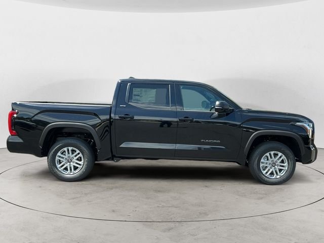 New 2026 Midnight Black Metallic Toyota  SR5 image 4
