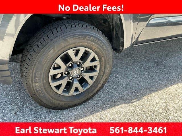 Certified Used 2023 MAGNETIC GRAY MET. Toyota  image 44
