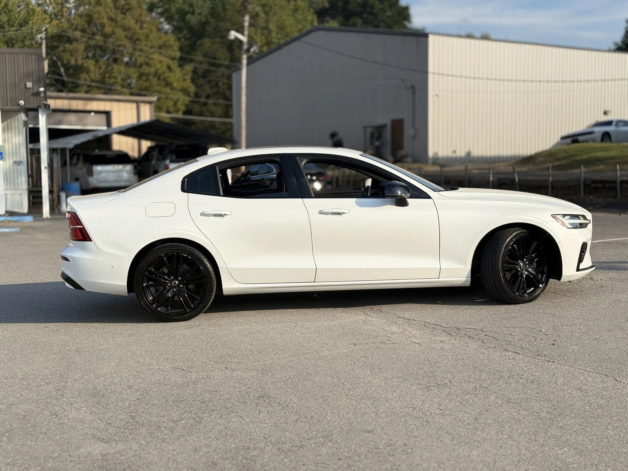 Used 2024 Crystal White Metallic Volvo Plus Black Edition image 10