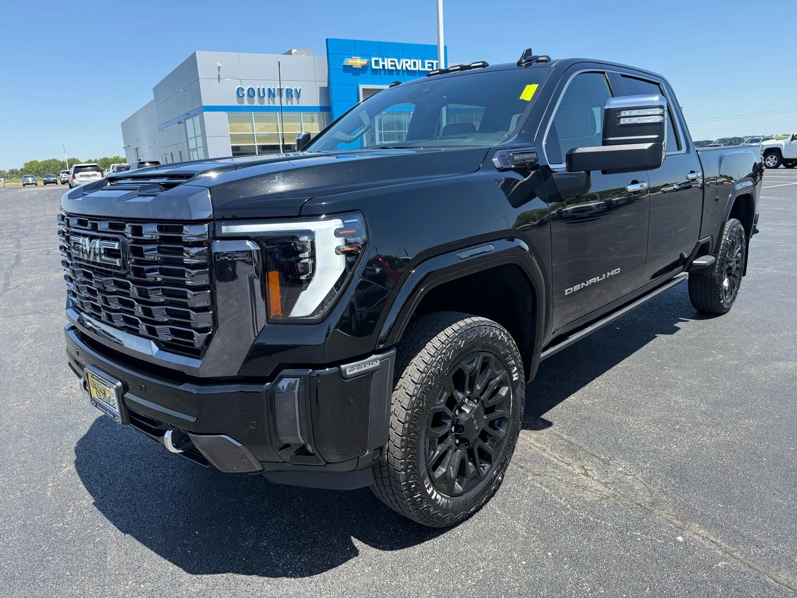 Used 2024 Onyx Black GMC Denali Ultimate image 9