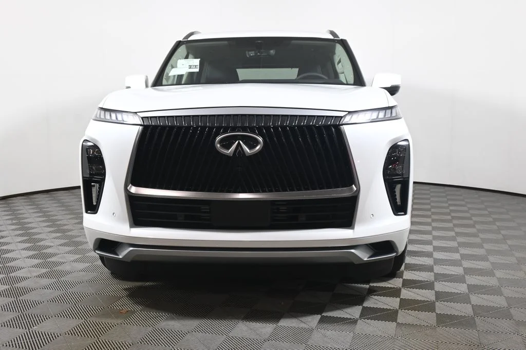 New 2027 White INFINITI LUXE image 10