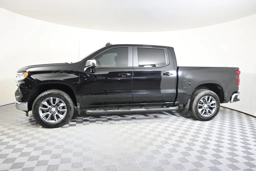 Used 2025 Chevrolet Silverado 1500 LT with VIN 1GCPKDEKXSZ340670 for sale in Forest Lake, Minnesota