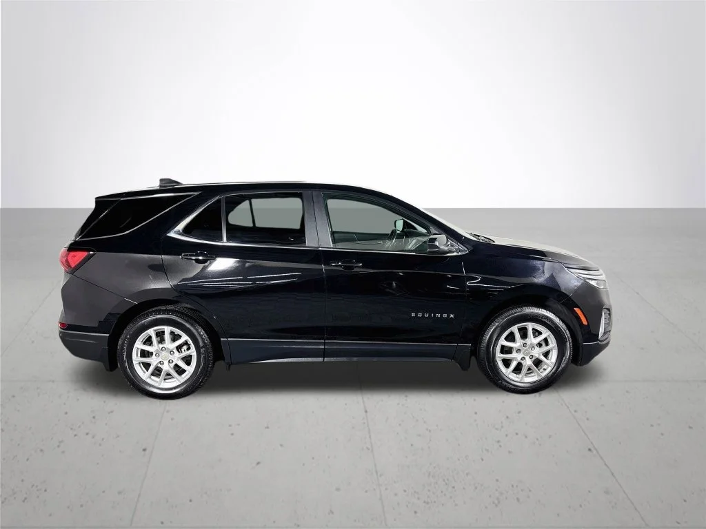 Used 2022 Black Chevrolet LT image 5