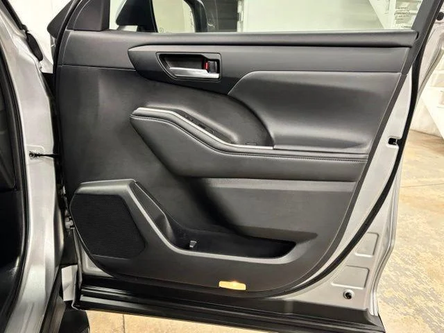 Used 2021 CELESTIAL SILVER Toyota  image 23