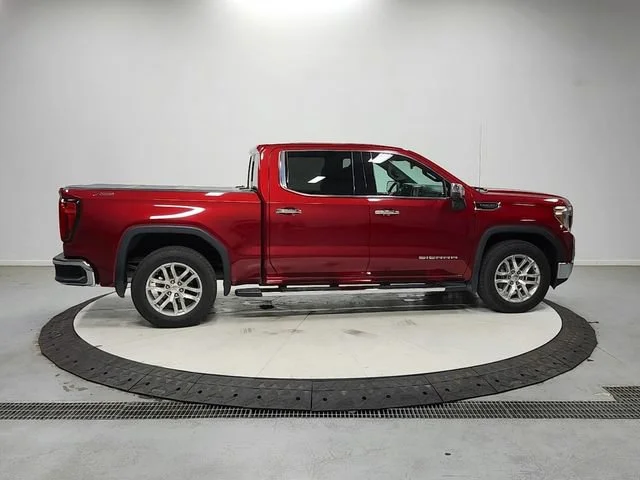 Used 2019 RED QUARTZ TINTCOAT GMC SLT image 9