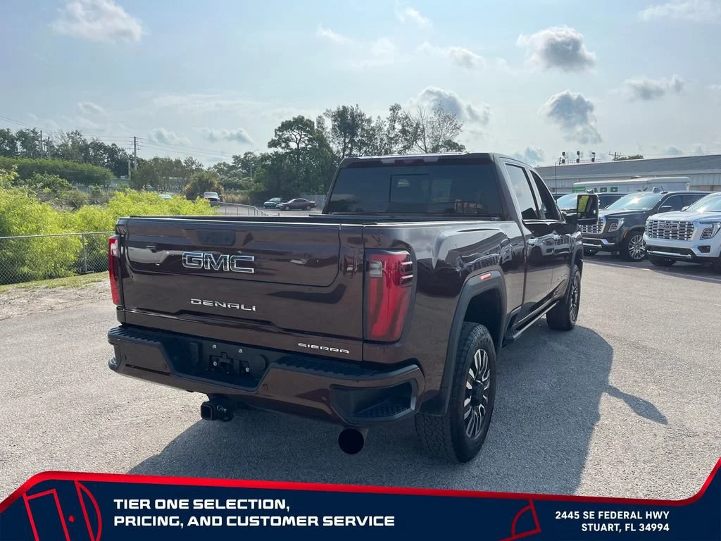 Used 2024 Redwood Metallic GMC Denali Ultimate image 5