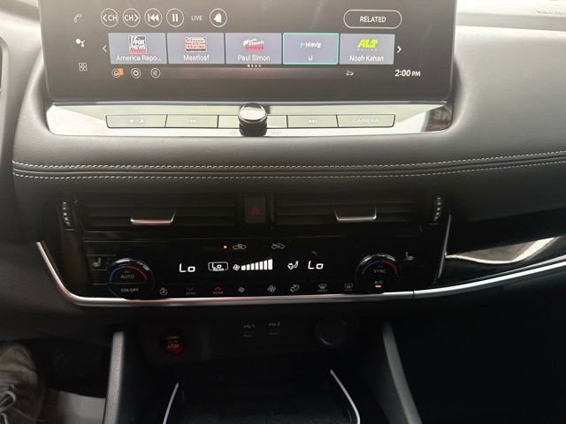 Used 2024 Gold Nissan SL image 37