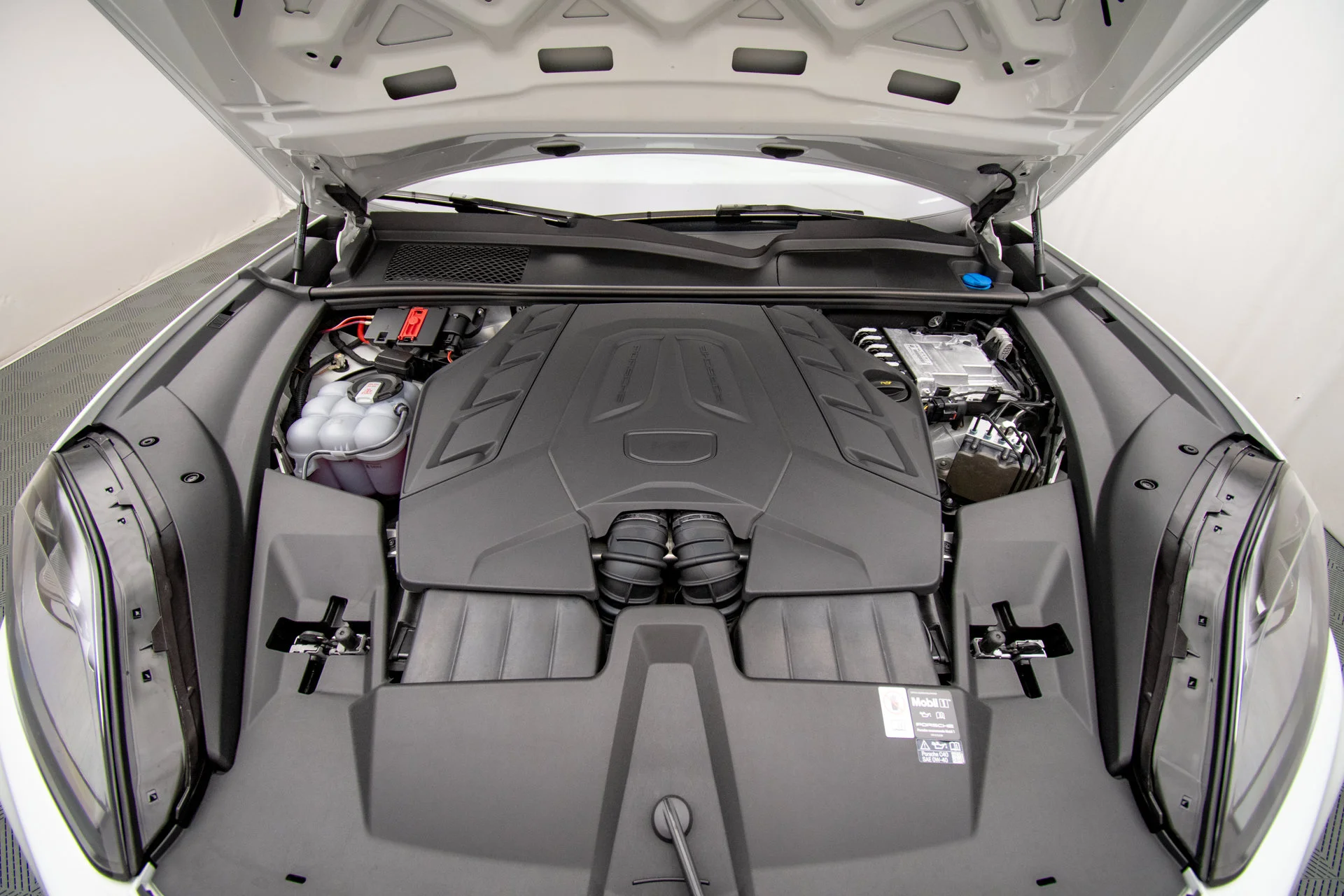 Used 2025 White Porsche S image 41