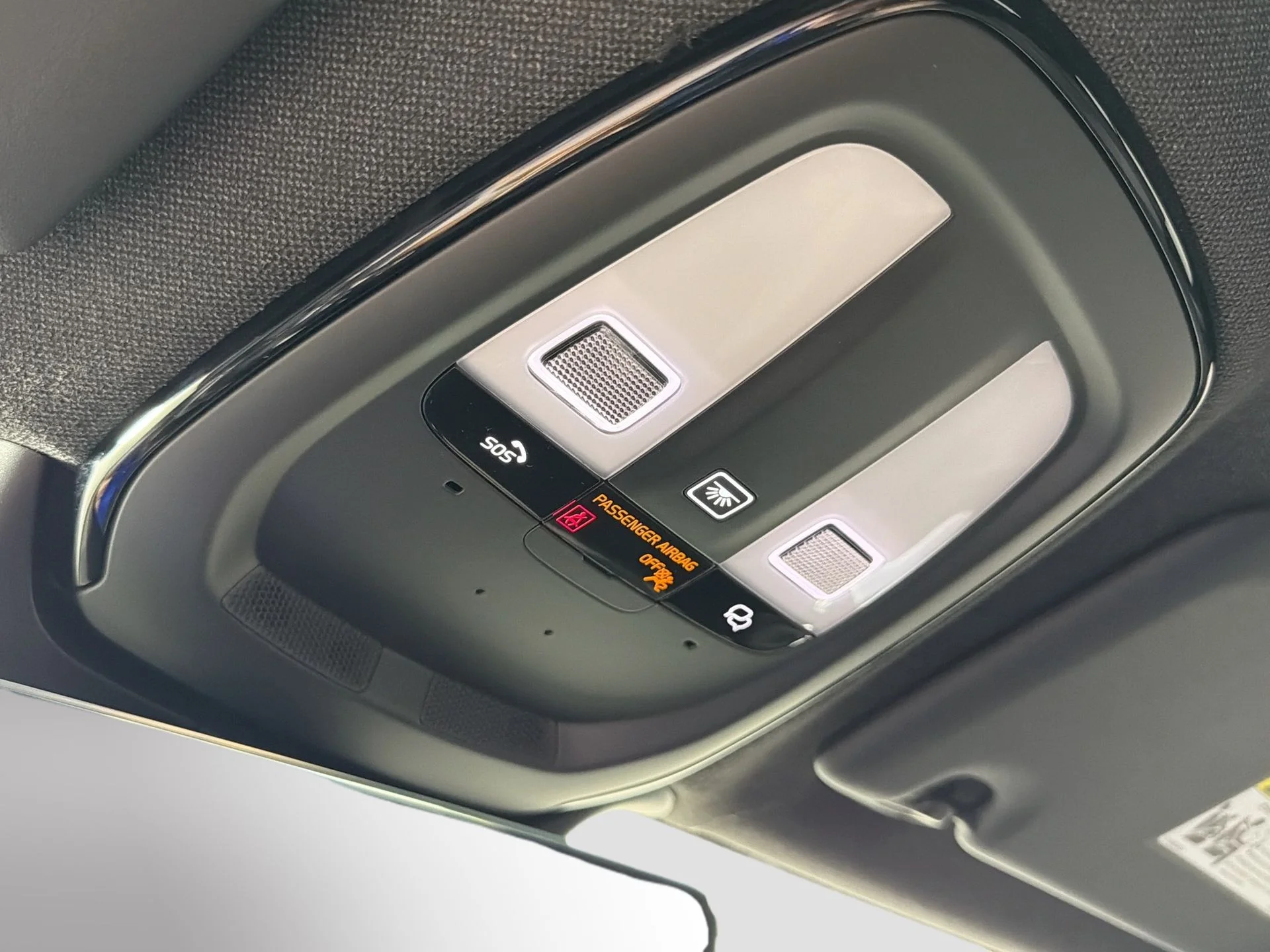 Certified Used 2023 Crystal White Volvo Core  image 19