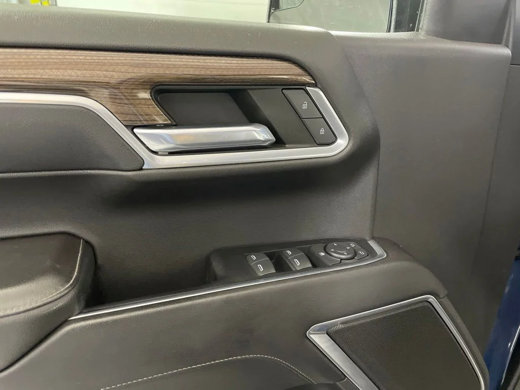 Used 2023 Blue Metallic Chevrolet RST image 10