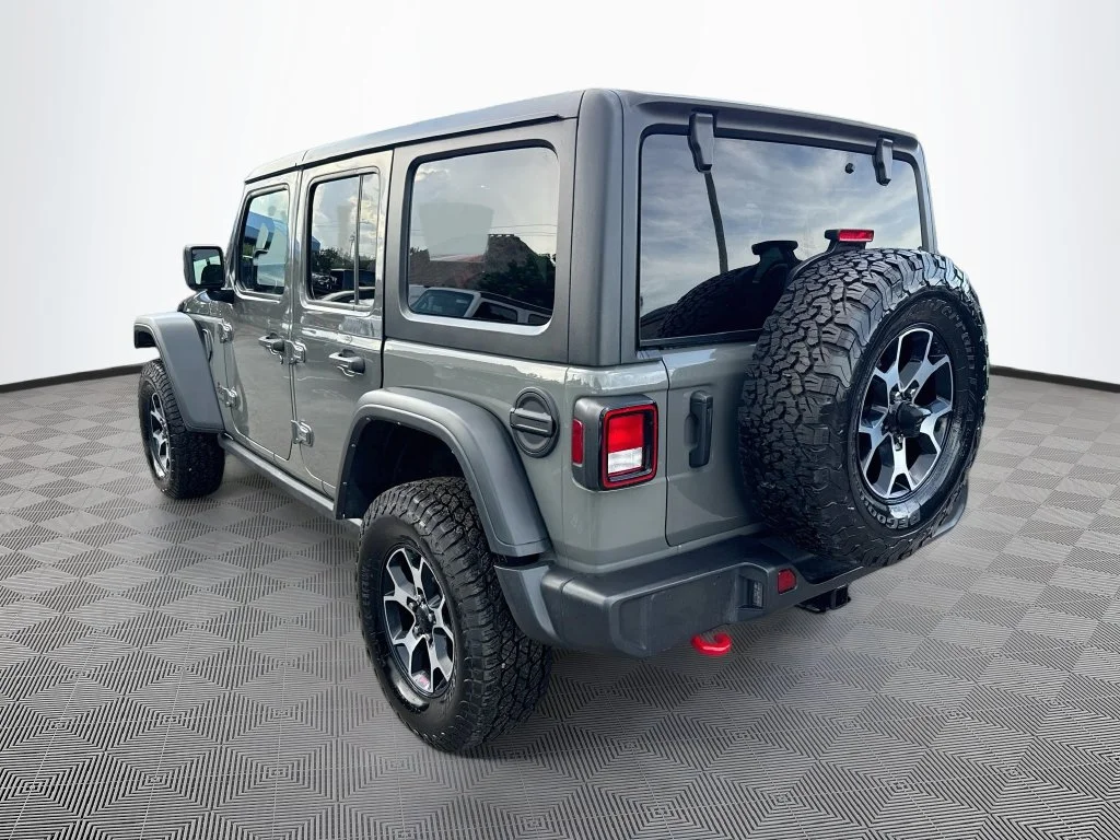 Used 2022 Gray Jeep Unlimited Rubicon image 8