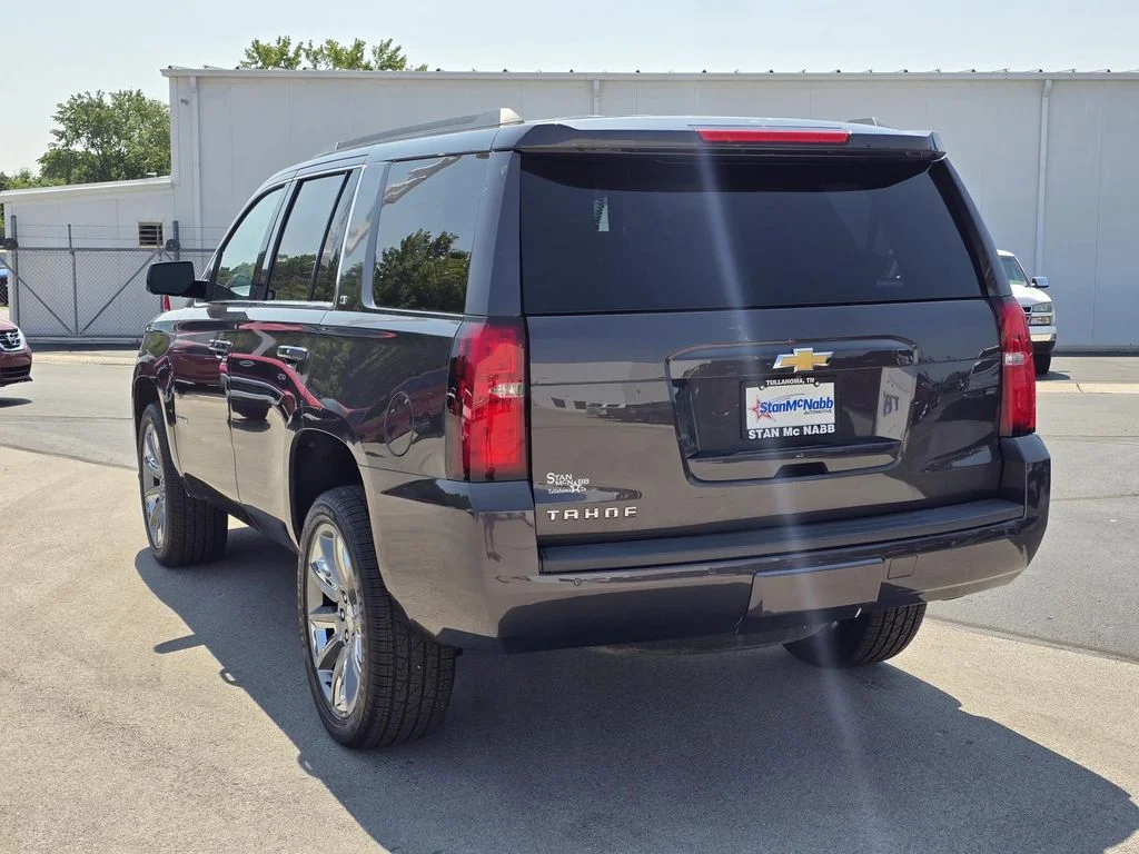 Used 2018 TUNGSTEN METALLIC Chevrolet LT image 5