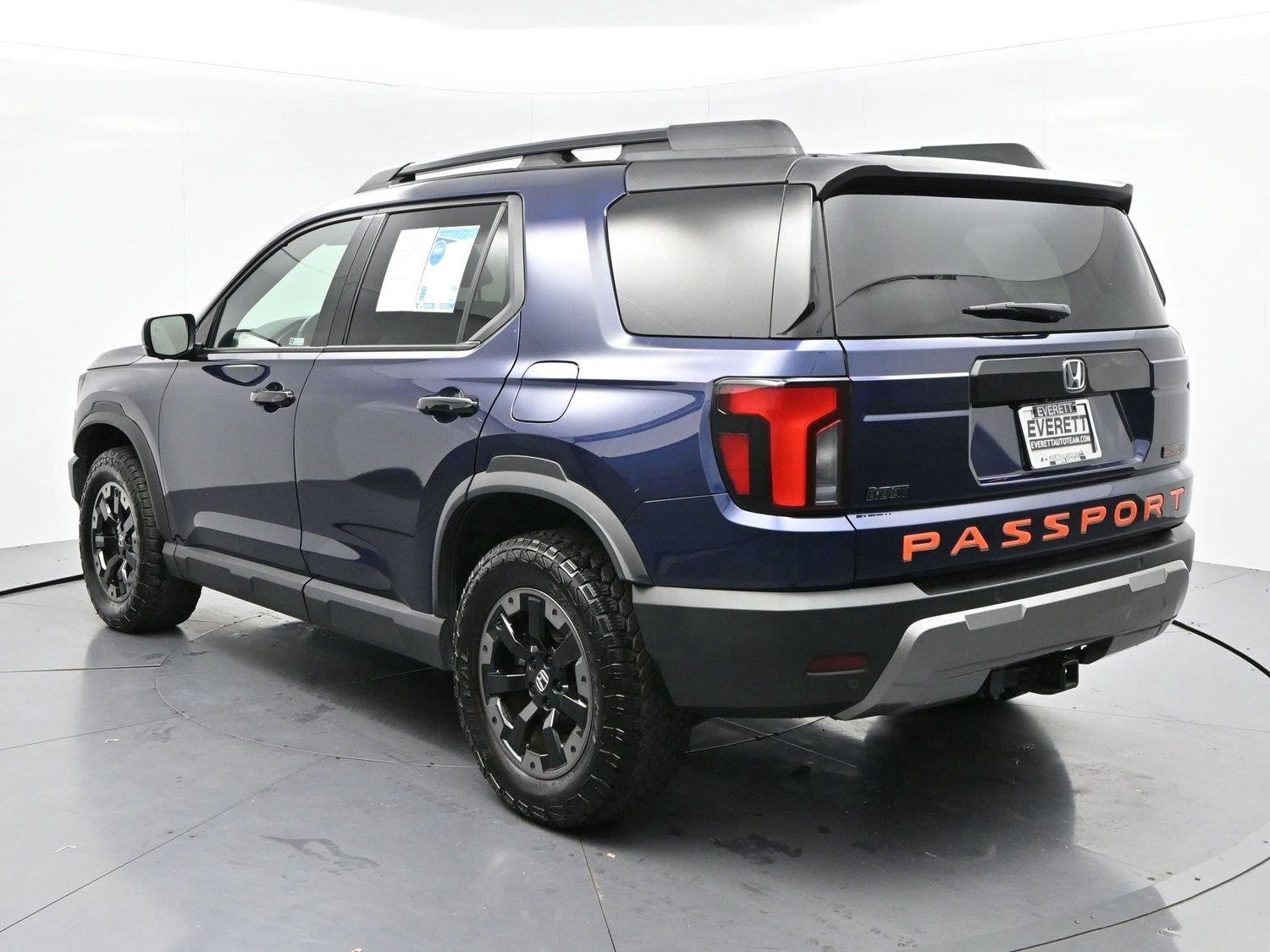 Used 2026 Obsidian Blue Pearl Honda TrailSport Elite image 5
