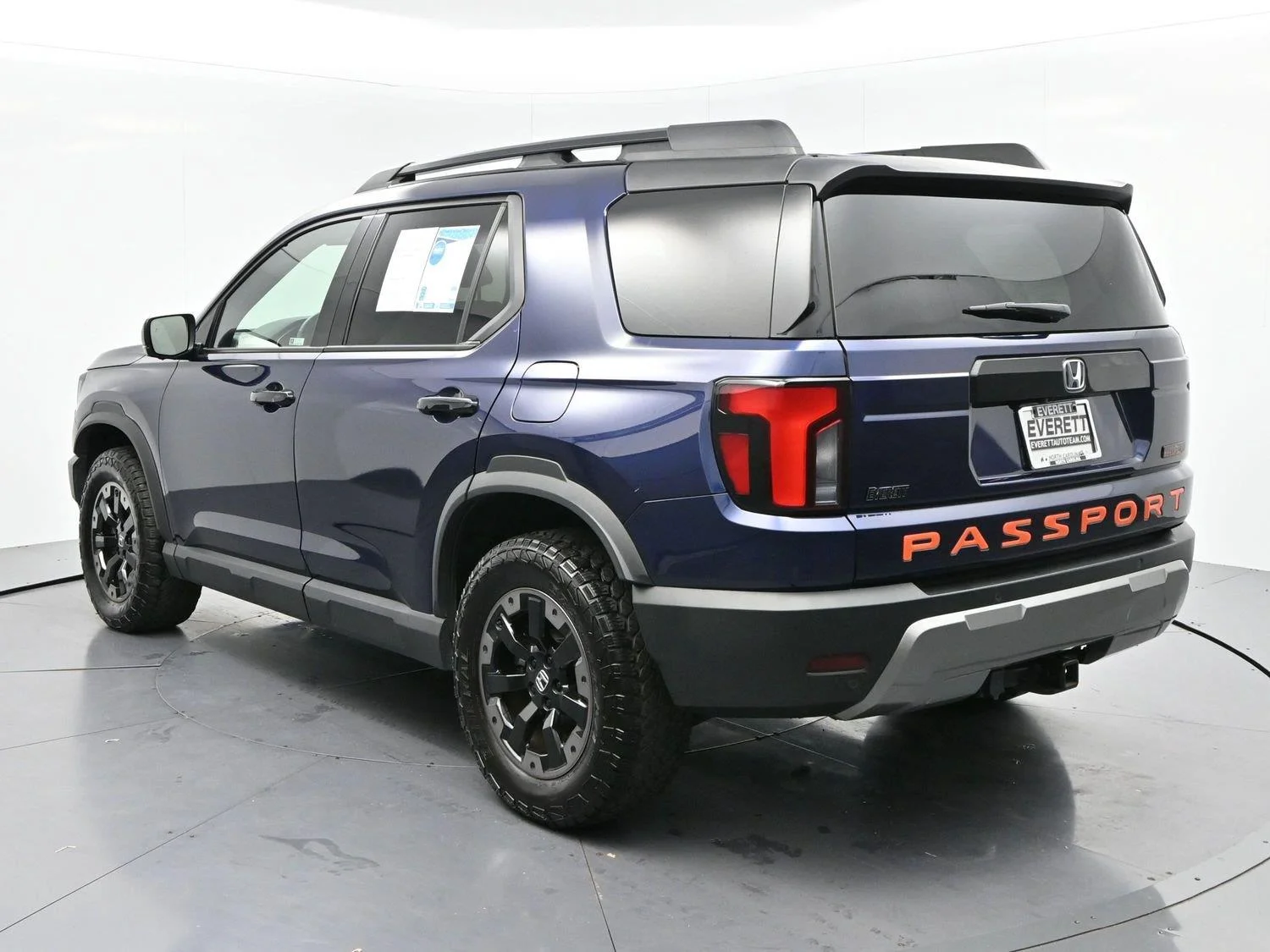 Used 2026 Obsidian Blue Pearl Honda TrailSport Elite image 5