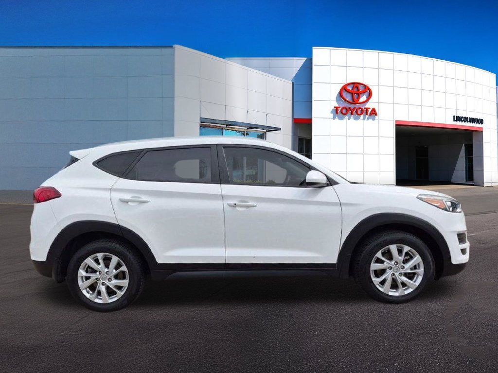 Used 2020 White Hyundai Value image 9