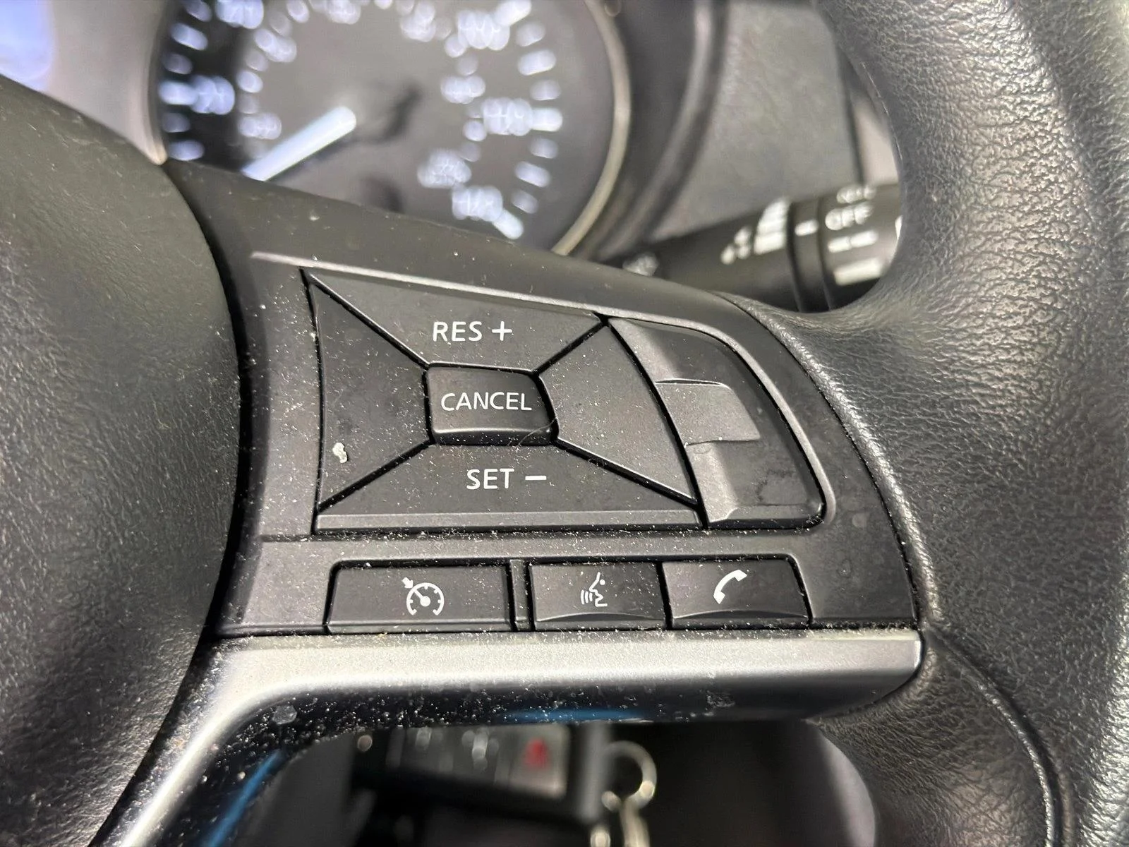 Used 2021 Red Nissan S image 25