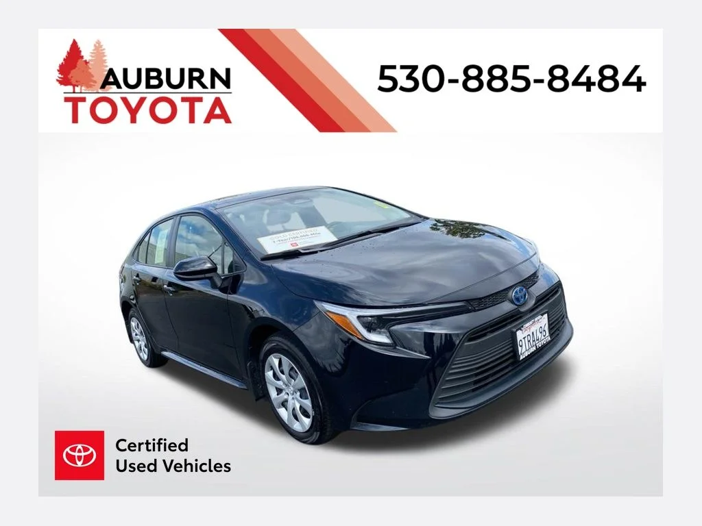 2025 Toyota Corolla LE Hybrid CVT's photo