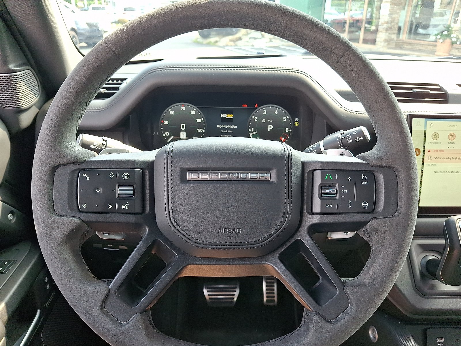 Certified Used 2024 Carpathian Grey Premium Metallic - 1AU Land Rover 110 P525 Carpathian Edition image 12
