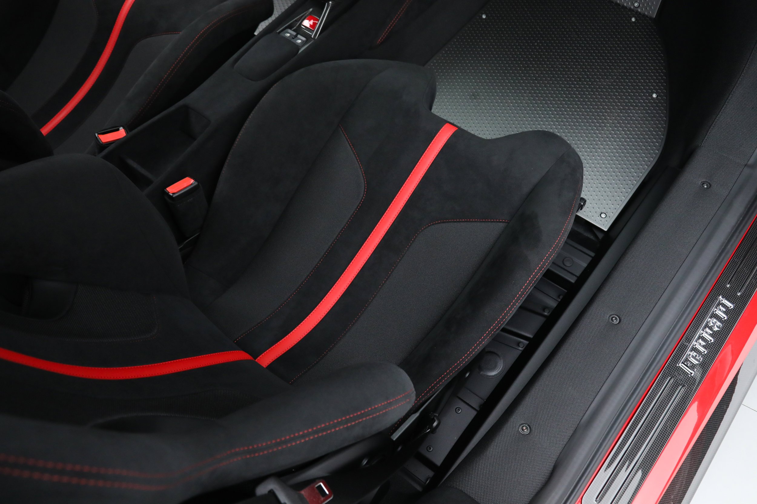 Certified Used 2020 Red Ferrari  image 48