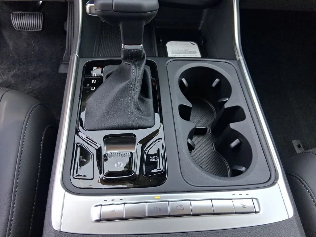 New 2027 White Kia EX image 15