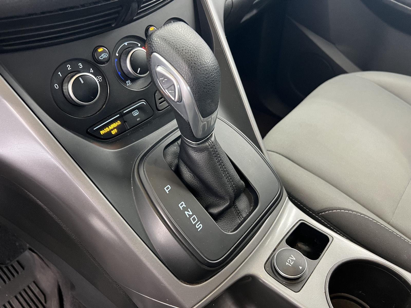 Used 2016 Shadow Black Ford SE image 18