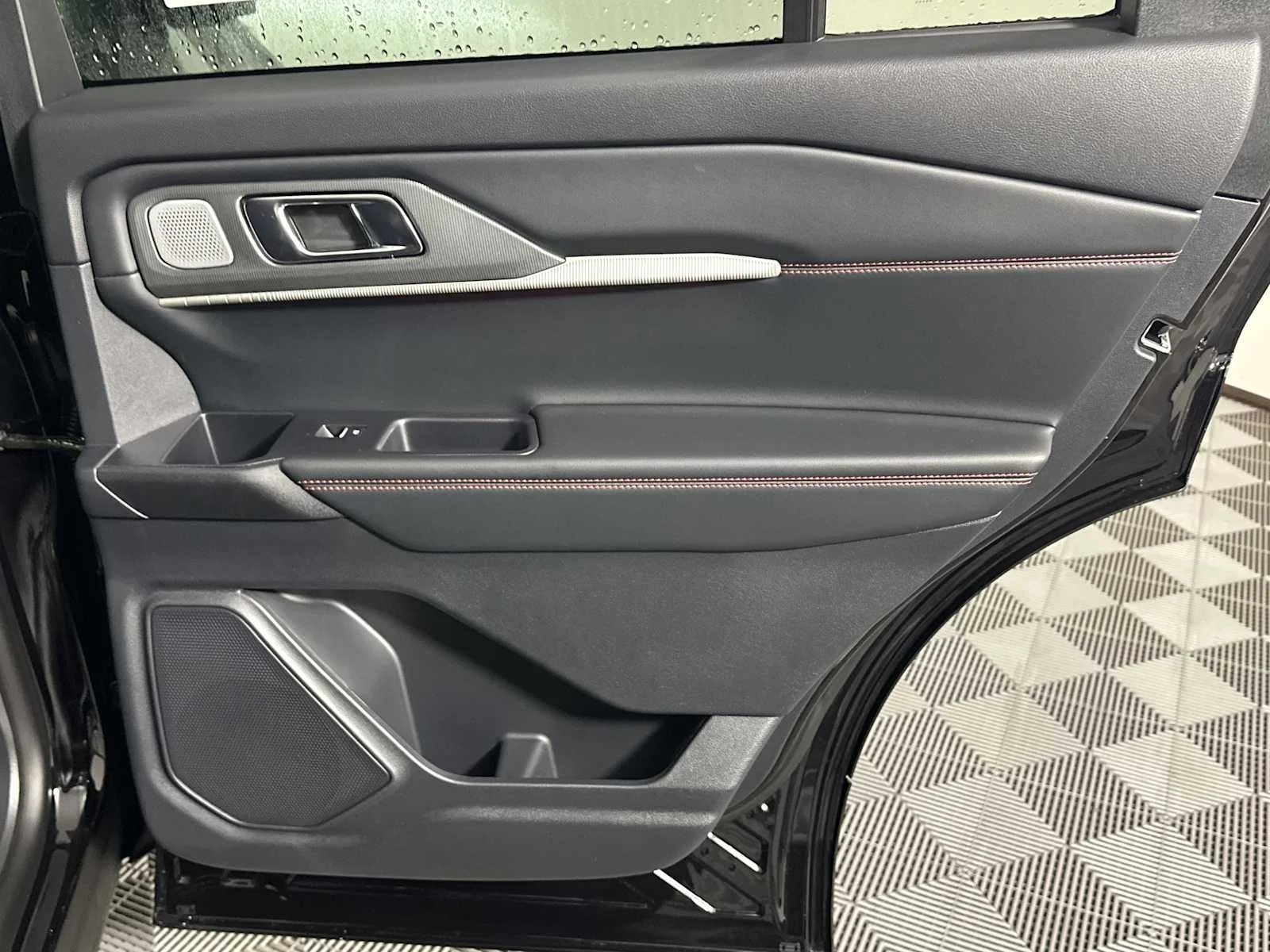 New 2026 Agate Black Metallic Ford ST image 20