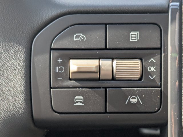 New 2027 Ebony Black Kia S image 27