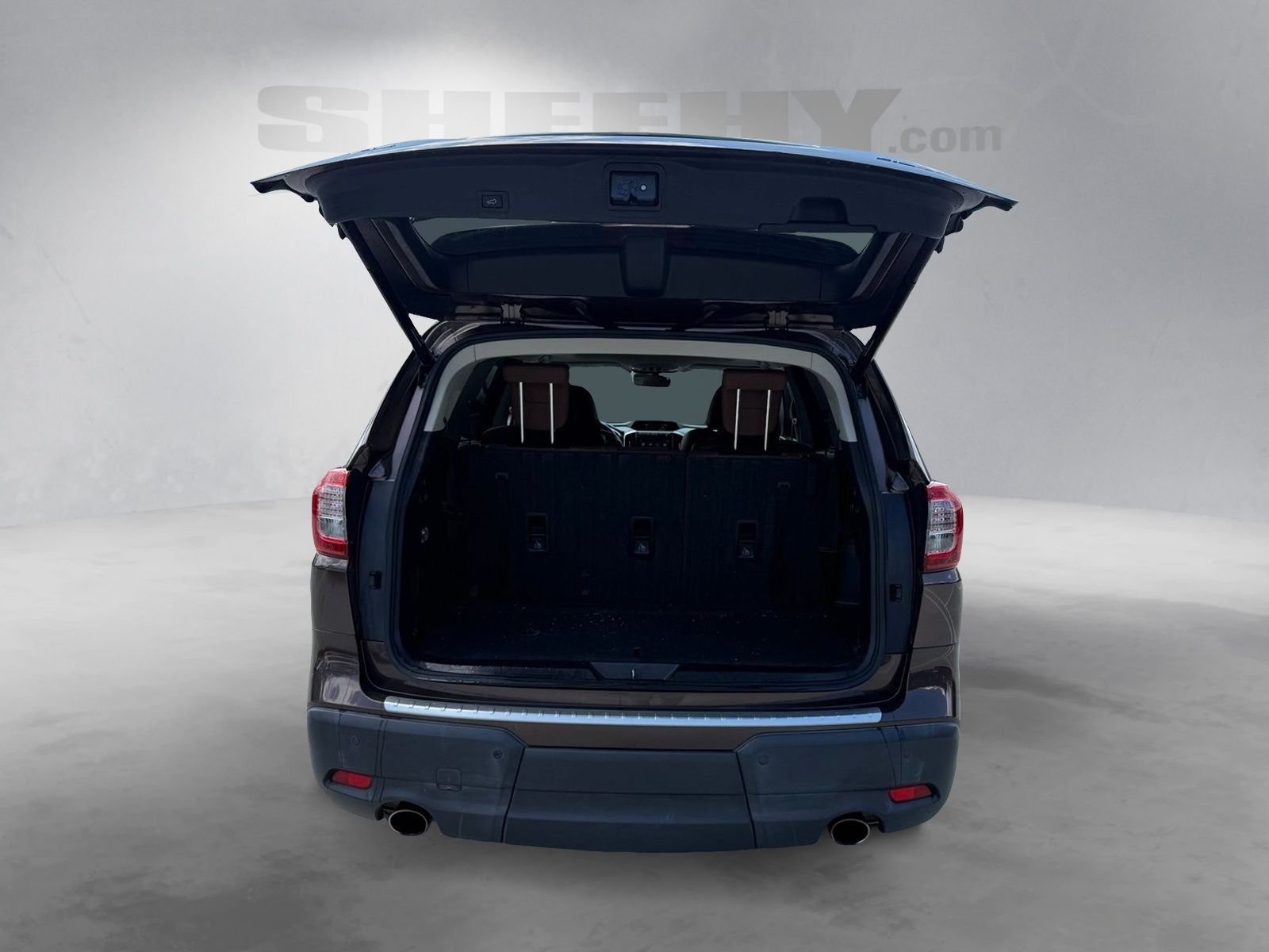 Used 2019 Brown Subaru Touring image 28