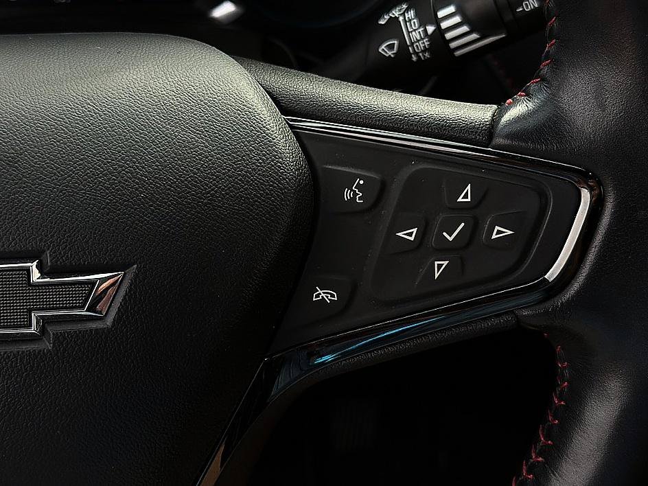 Used 2022 Silver Ice Metallic Chevrolet RS image 18