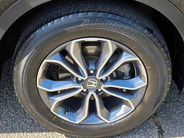 Used 2022 Crystal Black Pearl Honda AWD EX-L image 10