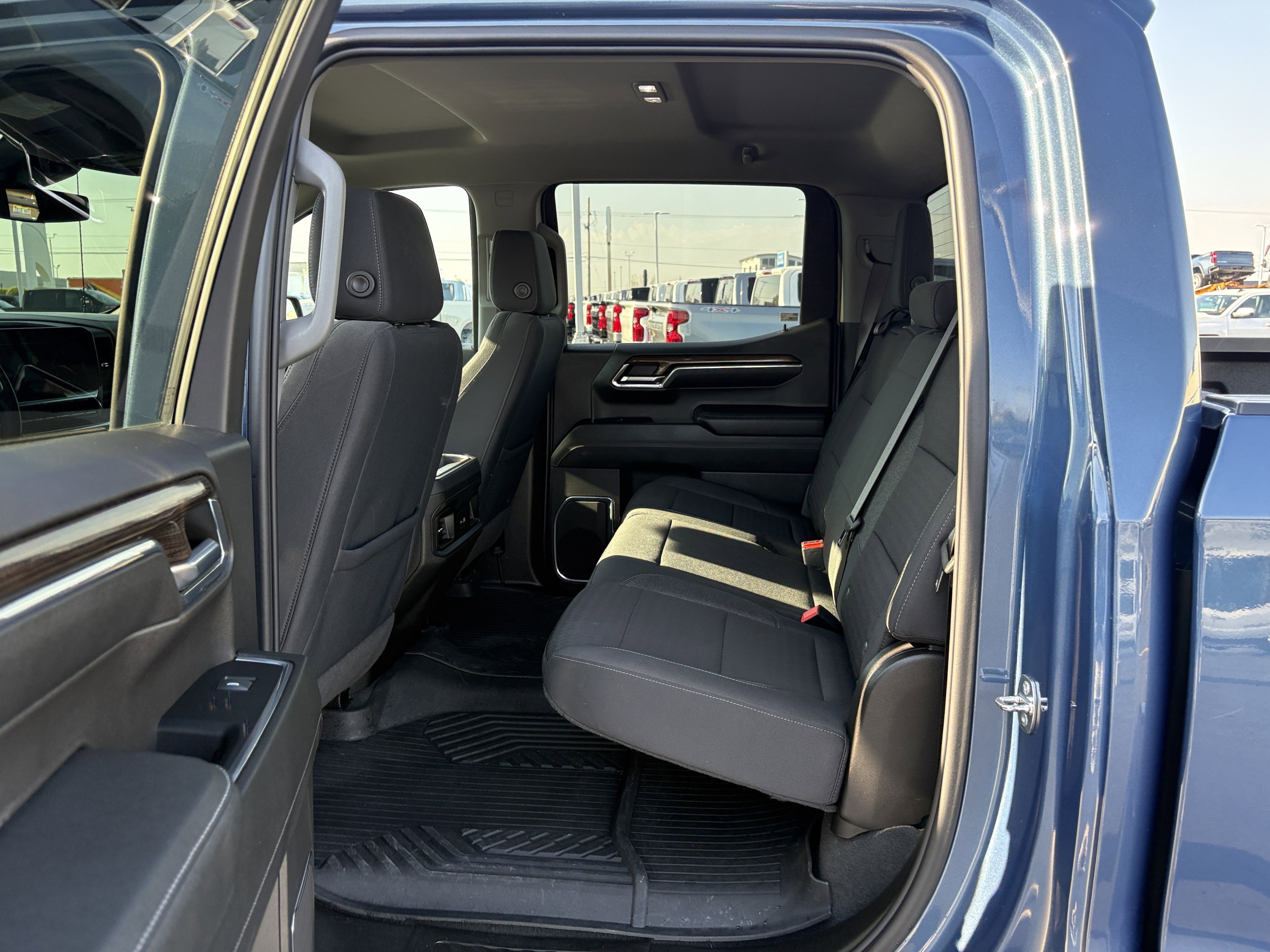 Used 2024 Lakeshore Blue Metallic Chevrolet RST image 6