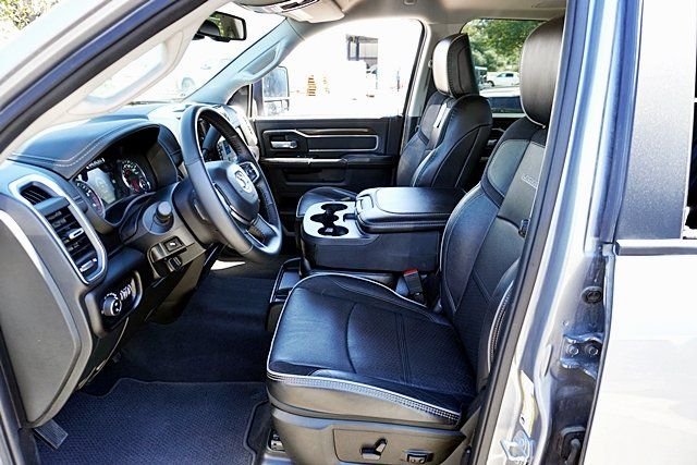 Used 2024 Silver Ram Laramie image 16
