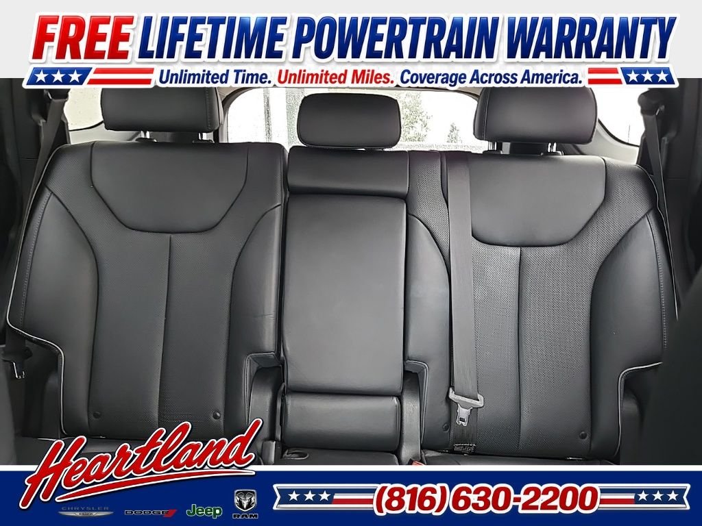 Used 2022 Black Hyundai Limited image 36