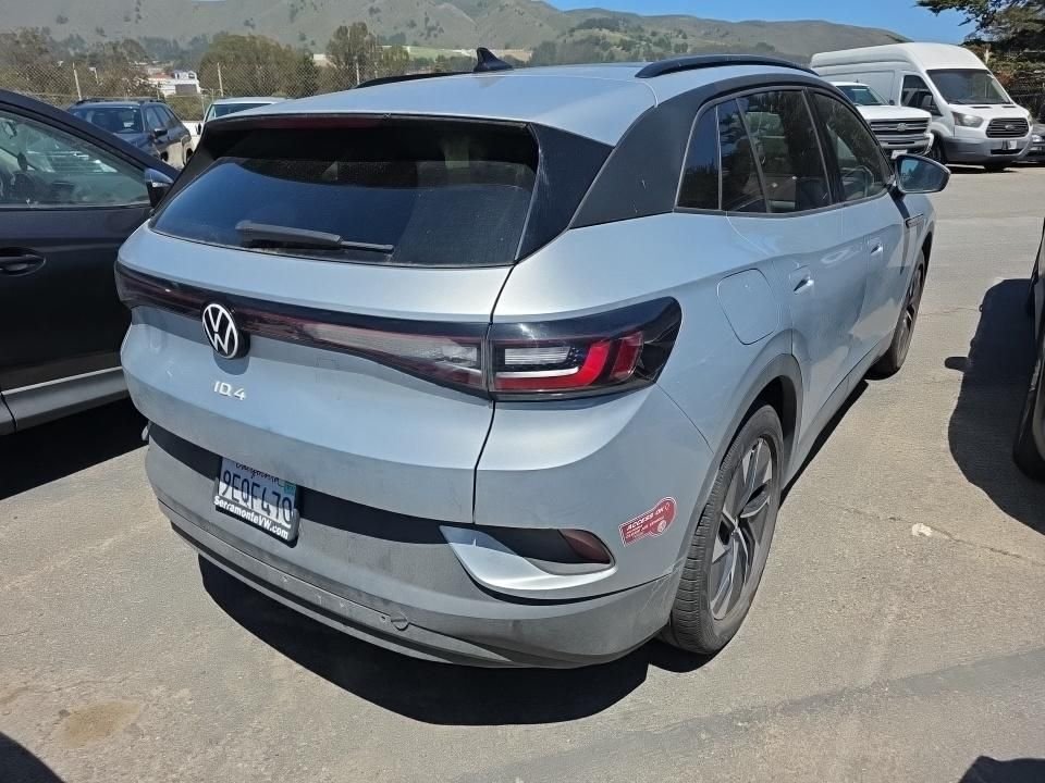 Certified Used 2022 Silver Metallic Volkswagen Pro S image 2