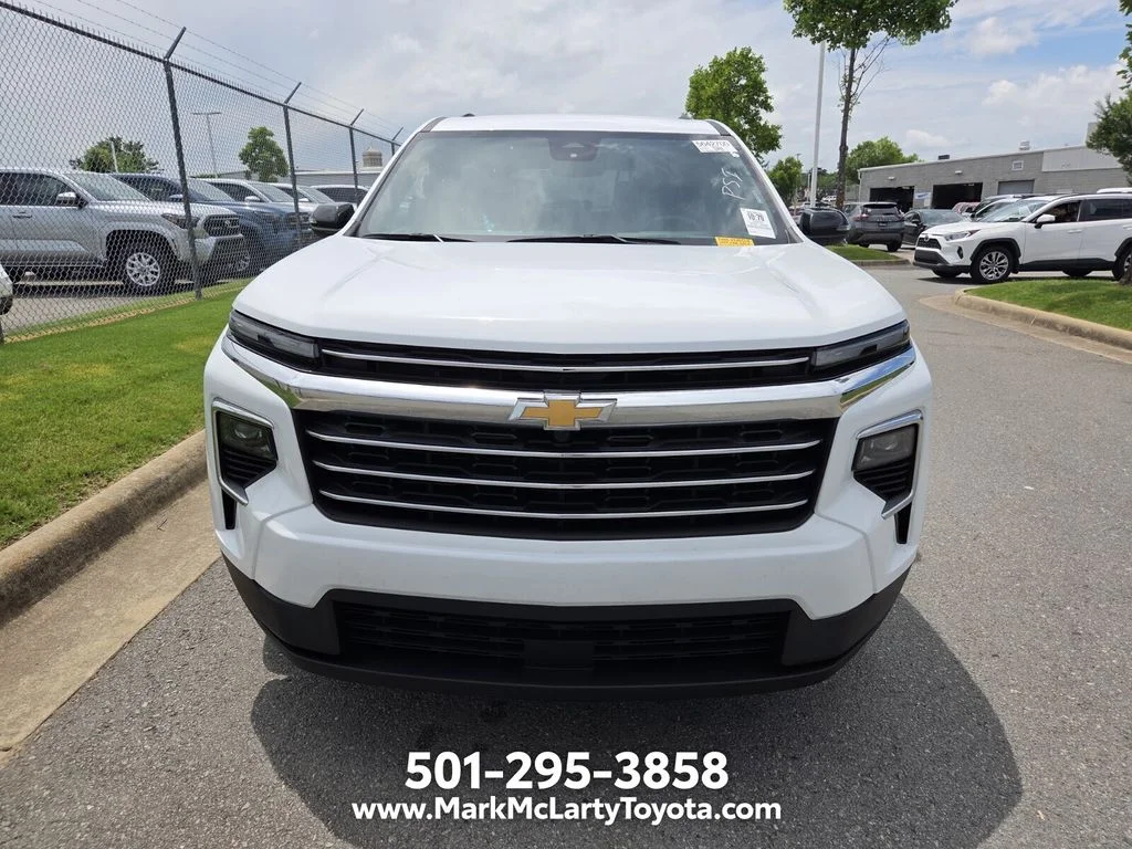 Used 2025 White Chevrolet LT image 2